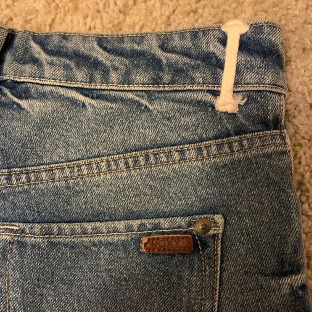 roxy shorts - Picture 4 of 4